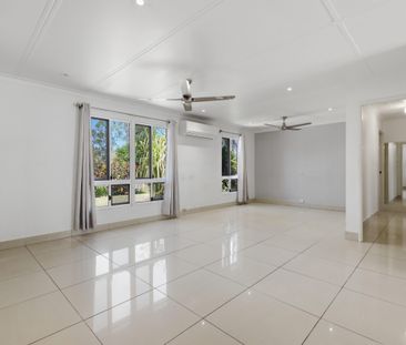 83 Lee Point Road, - Photo 1