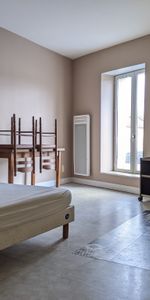 Location Appartement 1 pièce 30m² ISSOUDUN 36100 - Photo 4