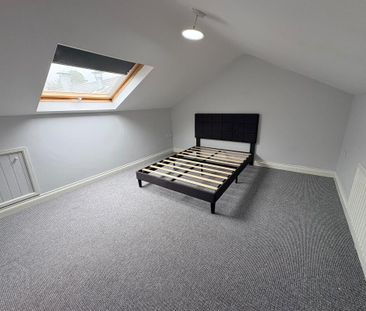 33 Stream Street, Downpatrick, BT30 6DE - Photo 3