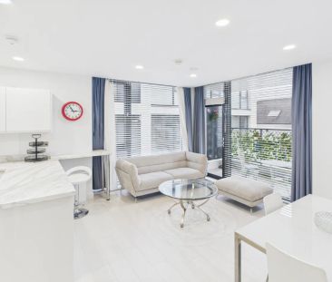 Apartment 5, 124 - Photo 5