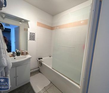 Location Appartement 2 pièces 54m² QUIEVRECHAIN 59920 - Photo 4