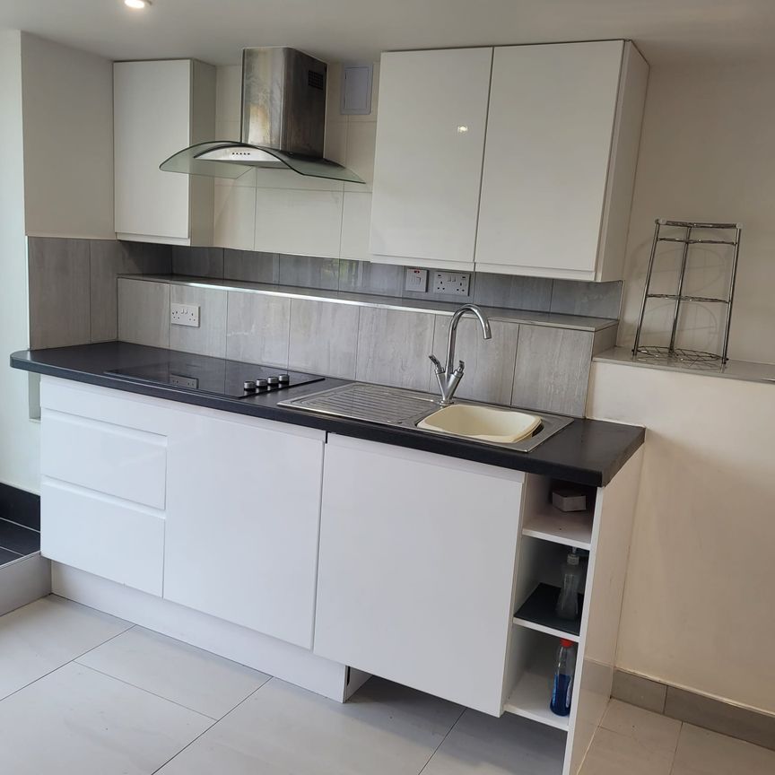 ***ALL BILLS INCLUDED*** Wyndham Avenue, High Wycombe - Photo 1
