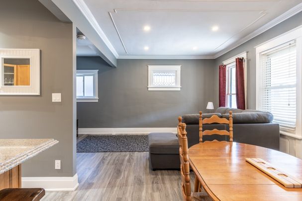 Fully Detached 2 Bedroom home in Niagara Falls! - Photo 1