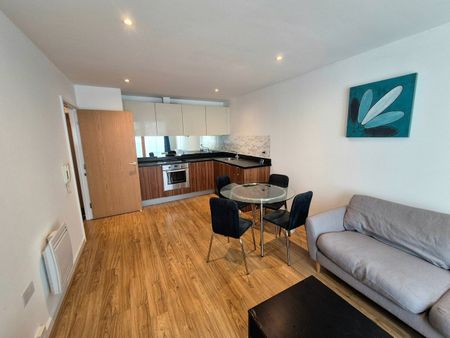 1 Bed Flat, Schrier Ropeworks, IG11 - Photo 2