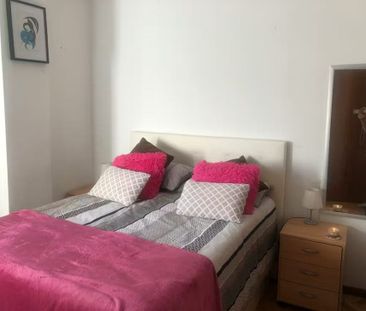 Avenida de la Comunidad de Madrid, Pozuelo de Alarcón, Community of... - Photo 2