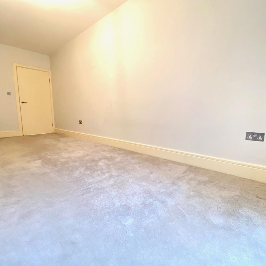 Prince Of Wales Road, Norwich - Photo 1