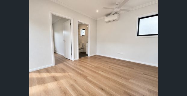 BRAND NEW 2 BEDROOM GRANNY FLAT - Photo 1