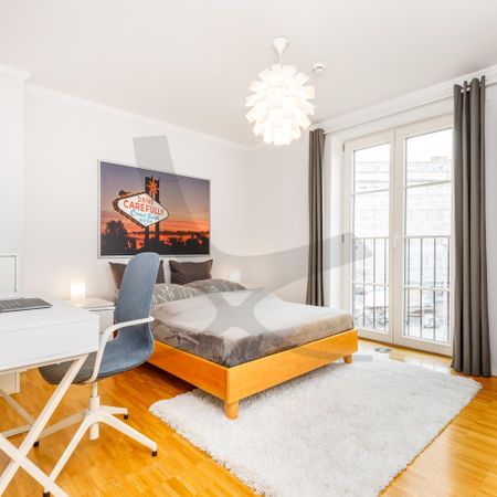 Smart Urban Living - Photo 3