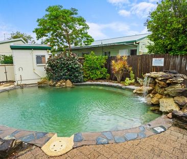 Charming 1-Bedroom Unit in Bungalow - Photo 1