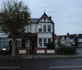Bedsit, Greenhill Road, HA1 - Photo 2