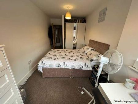 1 bedroom property to rent in Reading - Photo 4