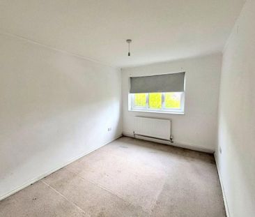 3 bedroom apartment to rent - Photo 4