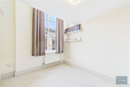 2 bedroom maisonette to rent - Photo 4