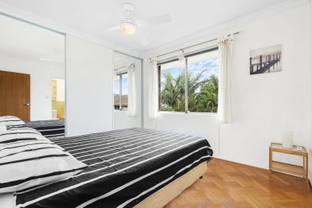 Available for 2 Months Only - Fully Furnished One Bedroom Apartment - Photo 4