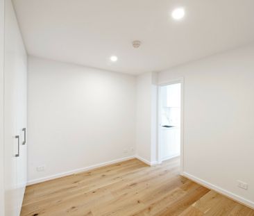 High End Living! - Photo 3