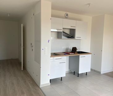 Location Appartement 2 pièces 44m² BORDEAUX 33000 - Photo 1