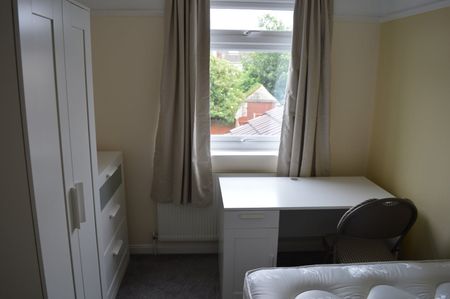 5 Bed End Terrace, Branksome Drive, BS34 - Photo 3