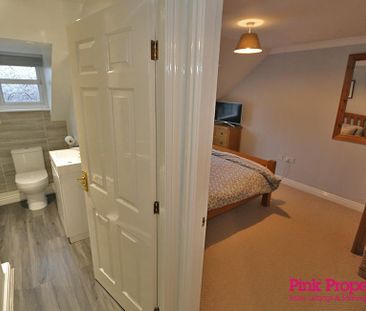 3 bedroom semi-detached house to rent - Photo 3