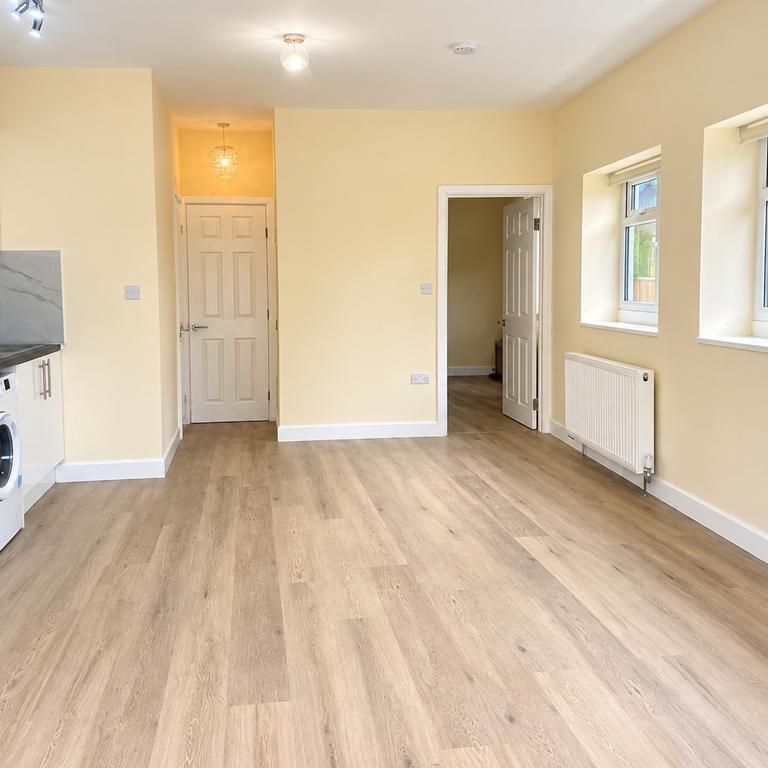 1 bedroom bungalow to rent - Photo 1
