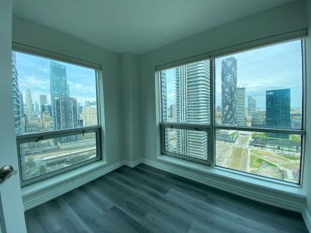 For Lease - 10 Yonge Street Unit# 3207, Toronto, Ontario - Photo 4