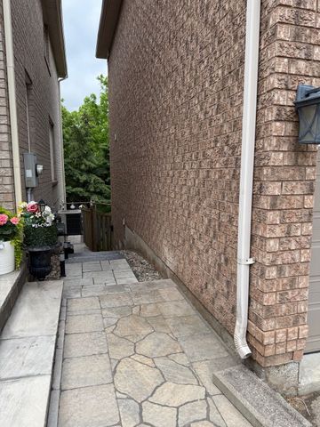 For Lease - 2499 SCOTCH PINE Drive, Oakville, Ontario - Photo 3