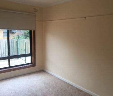 46 Boundary Road, East Geelong - Photo 5