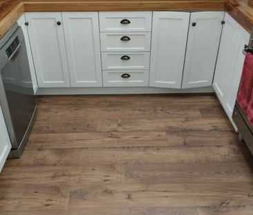 Quiet back section - Photo 5