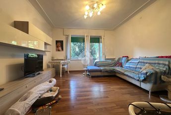 Porzione di trifamiliare in affitto