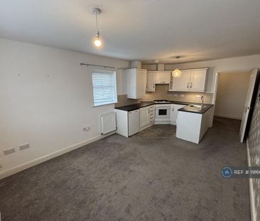 2 bedroom flat to rent - Photo 4