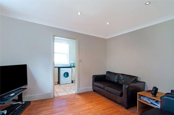 3 bedroom apartment to rent - Photo 1