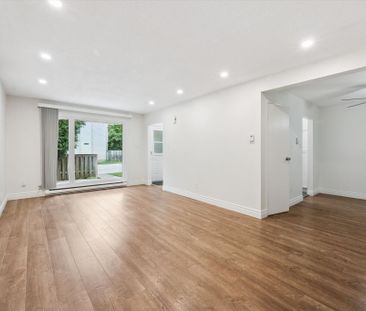 For Lease - 410 SCOTTSDALE Drive, Guelph, Ontario - Photo 3