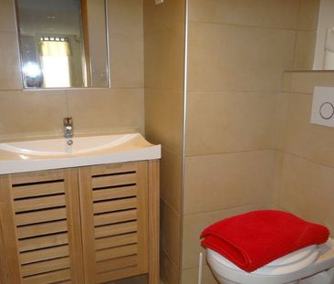 T1 - Photo 3