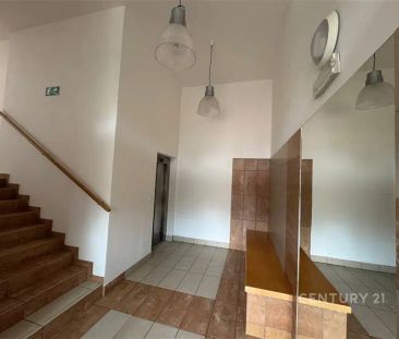 Pronájem 2kk s balkónem u metra Střížkov - Photo 2
