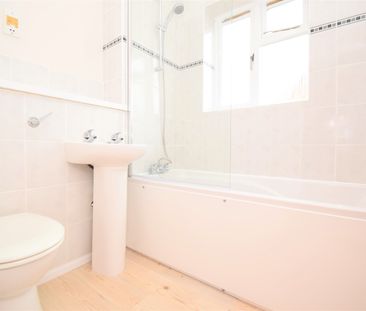 Pearce Manor, Chelmsford, CM2 9XH - Photo 6