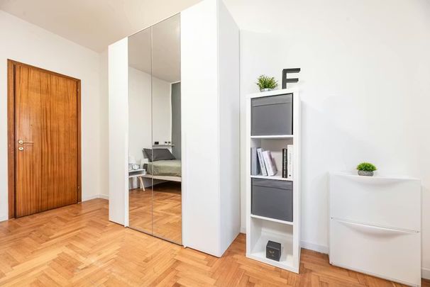 Via Ognissanti, Padova, Veneto 35131 - Photo 1