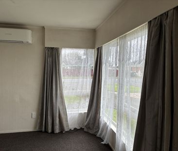 Tidy unit in block of three - Photo 2