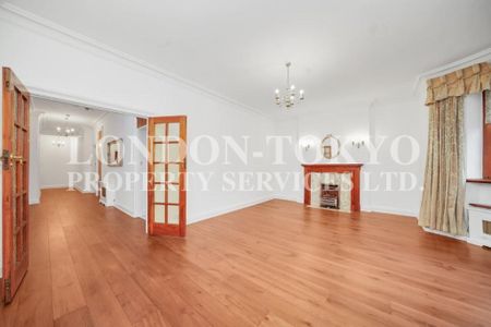 Park Lodge, St. Johns Wood Park, NW8, London - Photo 2