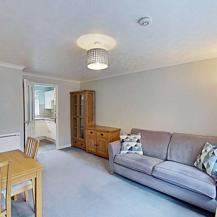 2 bedroom apartment to rent - Photo 1