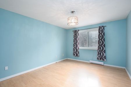 For Lease - 1058 Falgarwood Drive Unit# 136, Oakville, Ontario - Photo 2