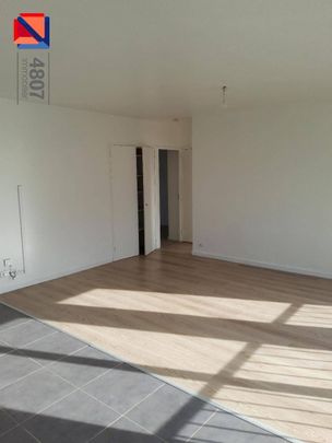 Location appartement rénové 4 pièces 66 m² à Cluses (74300) - Photo 1