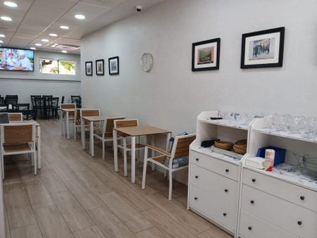 Sevilla, Andalusia 41013 - Photo 5