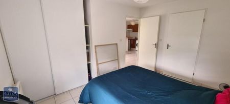 Location Appartement 2 pièces 38m² POITIERS 86000 - Photo 2