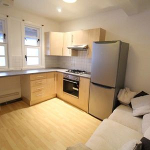 The Spital, Top Floor, AB24 - Photo 2