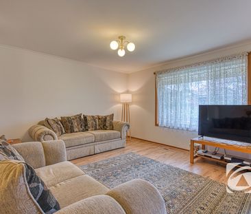 GEM IN TIMBARRA ESTATE - Photo 4