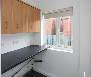 8 Ainsworth Pass, Belfast, BT13 3FQ - Photo 2