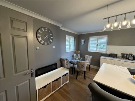 4 bed End Terrace House for rent - Photo 4