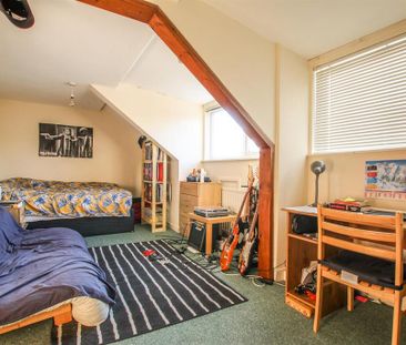 4 bedroom house to rent - Photo 4