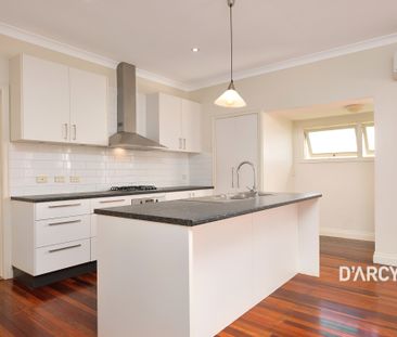 51 LESLIE ST - Photo 5