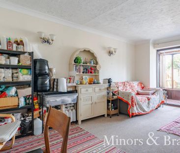2 bedroom terraced house to rent - Photo 4