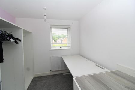 3 bedroom terraced house to rent - Photo 5